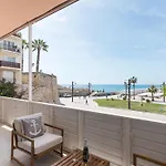 Spaces Seaside Paradise Apartamento *