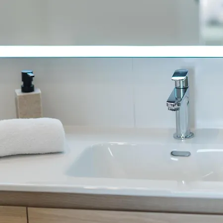 Spaces Seaside Paradise *