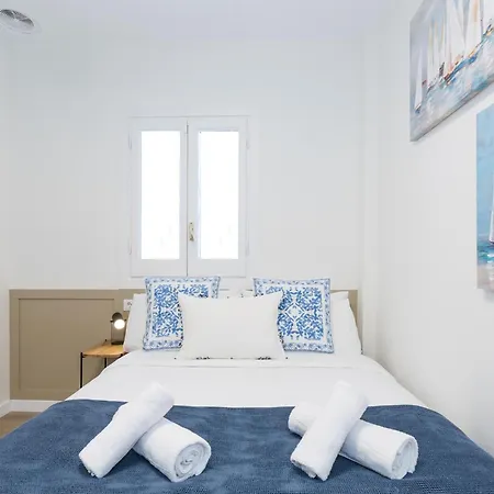 Spaces Seaside Paradise, Beachfront * Sitges
