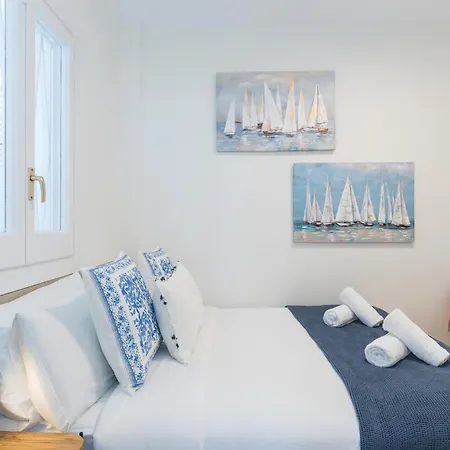 Spaces Seaside Paradise, Beachfront